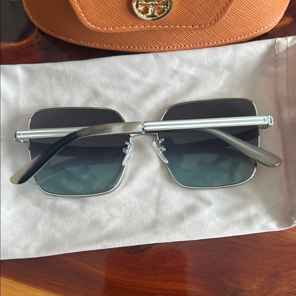 Tory Burch Silver Sunglasses with Orange Case - Picture 3 of 7